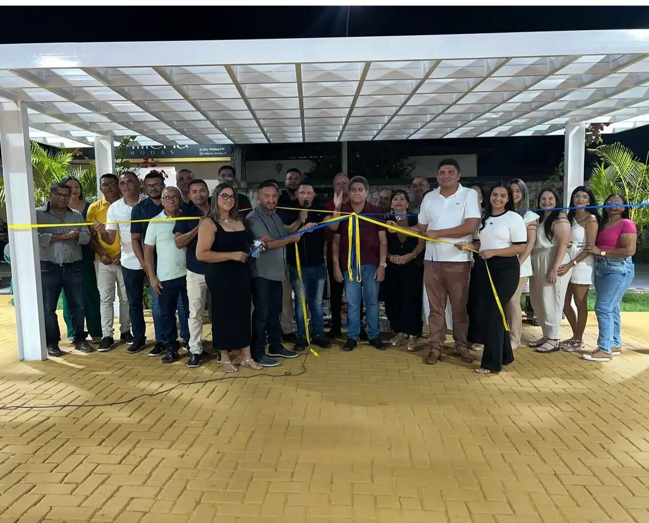 Inauguração da Praça da Igreja, no povoado Pajeú, e a Praça Central de Flores